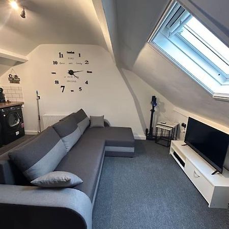 Apartmán Rock Park Penthouse Llandrindod Wells Exteriér fotografie